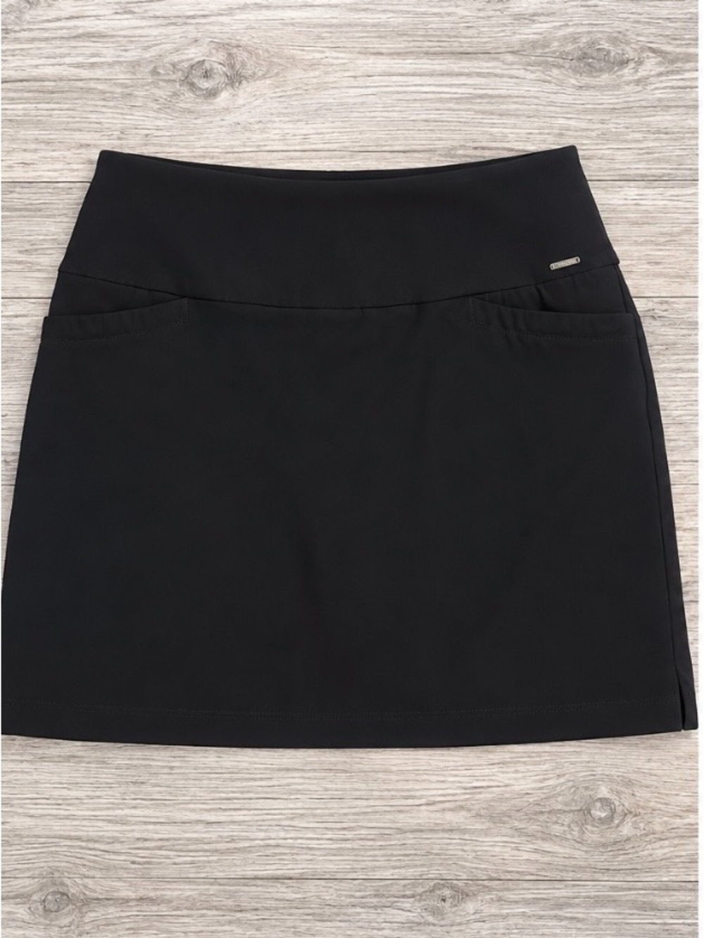 S.C. & CO Stretch Pull-On Black Skort with Pockets and Tummy Control